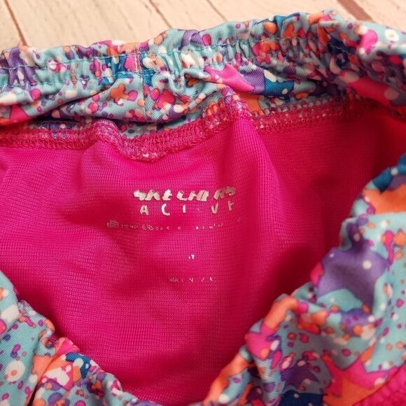 Skechers activewear shorts 4T - Picture 2 of 3